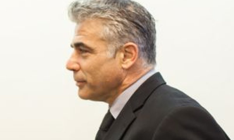לפיד. 9-3-א' תבוטל והתקצוב יירד [צילום: פלאש 90]