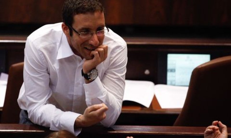שמולי. זמין לשירותכם [צילום: פלאש 90]
