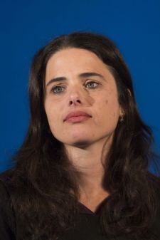 שקד. ניסיון להצר צעדי העיתונות החוקרת? [צילום: יונתן זינדל/פלאש 90]