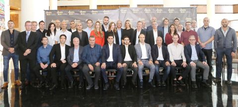 משתתפי פורום התחדשות עירונית [צילום: ניב קנטור]
