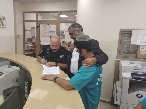 הגשת התלונה בתחנת המשטרה