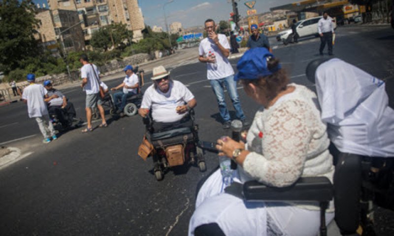 מאבק הנכים. ללא פשרות [צילום: יונתן זינדל/פלאש 90]