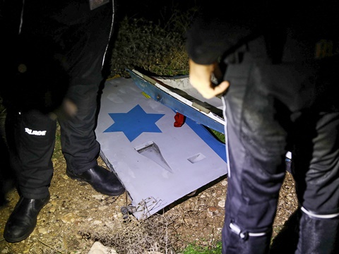 אחד משברי מסוק העטלף שנמשו מהים התיכון בתחילת ינואר [צילום: אלון נדב, פלאש 90]