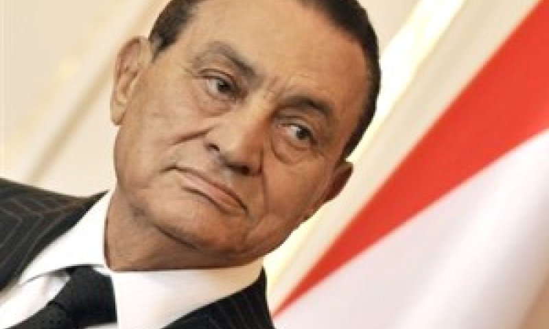 ממשיך ללחוץ על ישראל. מובארק [צילום: AP]
