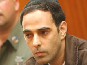 חייך למשפחה. יגאל עמיר [צילום: פלאש 90]