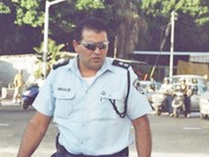 השוטר ערן נעים