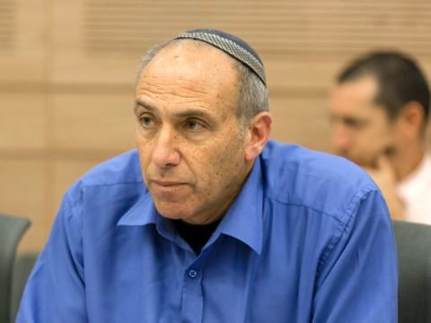 יוגב. בתקופה שבה הכנסת ננעלה [צילום: פלאש 90]