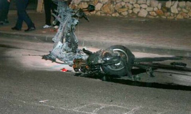 הקטנוע המרוסק [צילום: דוברות איחוד הצלה כרמל]