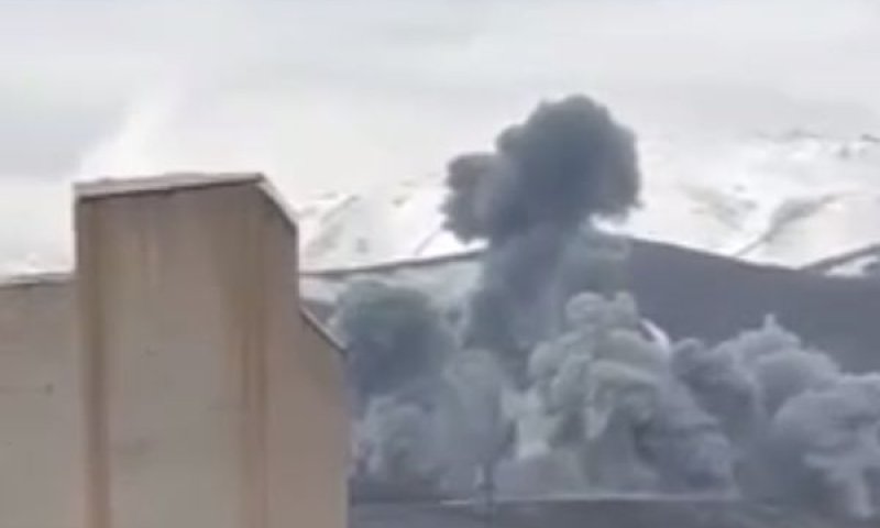 תקיפת מפקדת משמרות המהפכה [צילום: רשתות אירניות]