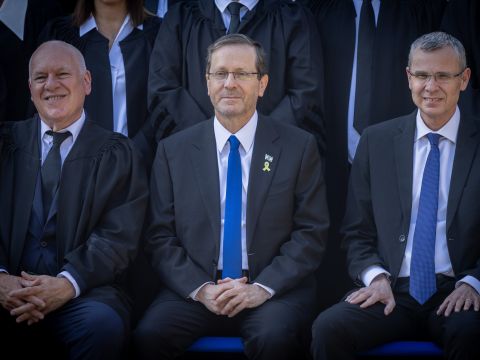 תשובה תקיפה של פוגלמן [צילום: חיים גולדברג, פלאש 90]