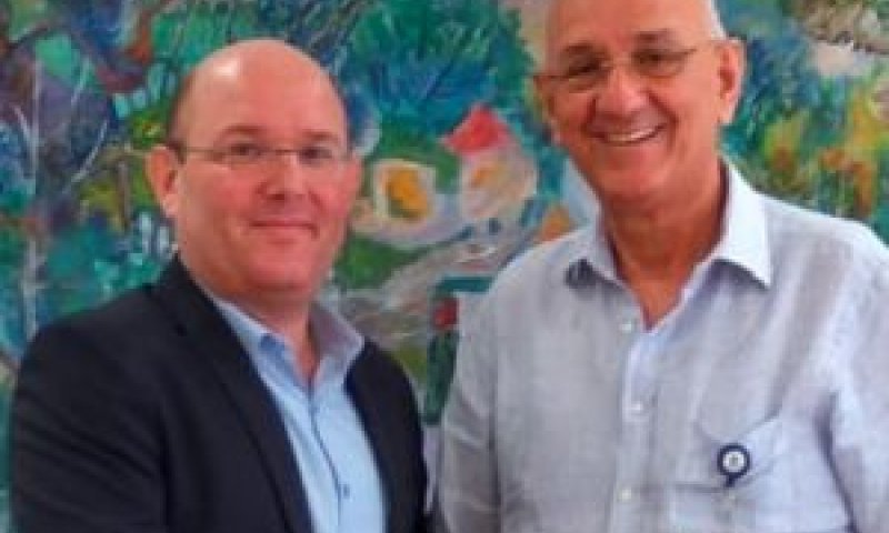 ד"ר נועם יהודאי עם ד"ר אמנון רופא [צילום: אסנת זיבנברג]