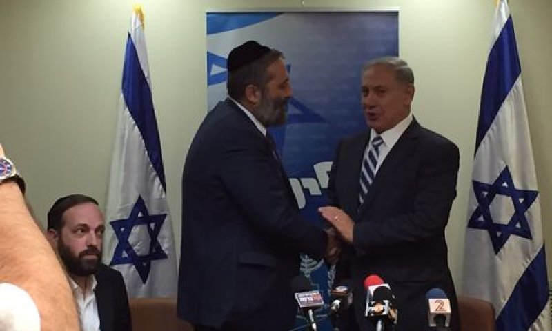 ההסכם הקואליציוני עם ש"ס [צילום: גואל ועקנין]