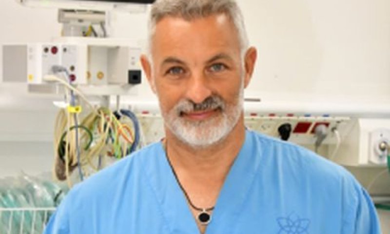 ד"ר אייל סלע [צילום: רוני אלברט]