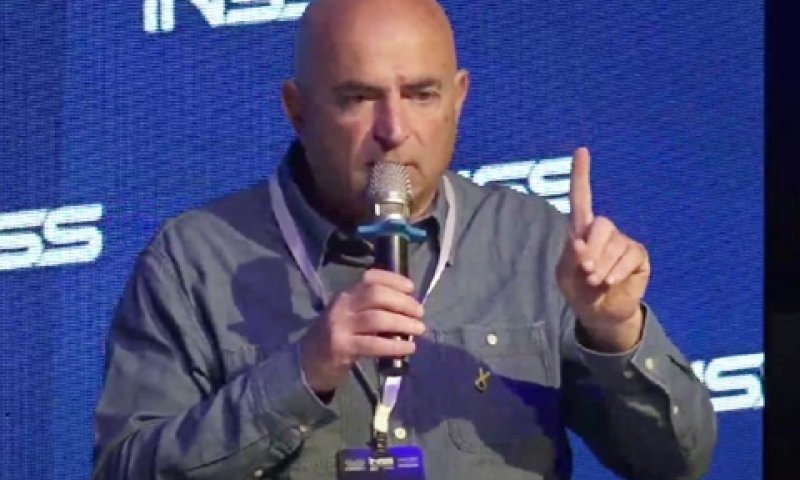 משה דוידוביץ. תוך שנה-שנתיים אנשי אדמית ומטולה לא יחזרו לבתיהם [צילום: מתוך שידור כנס INSS]