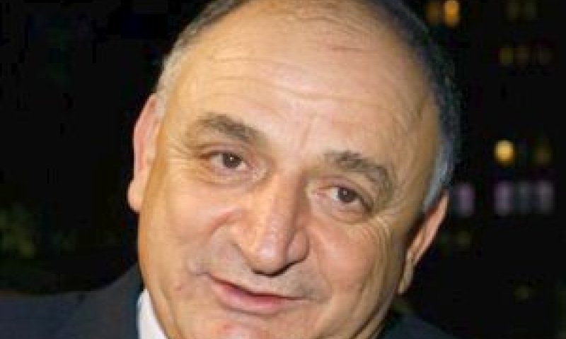 יצחק תשובה גם מתעניין [צילום: AP]