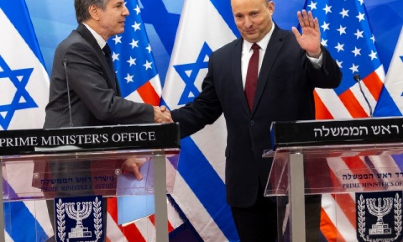 בנט ובלינקן. הערכה הדדית [צילום: אוליביה פיטוסי, פלאש 90]