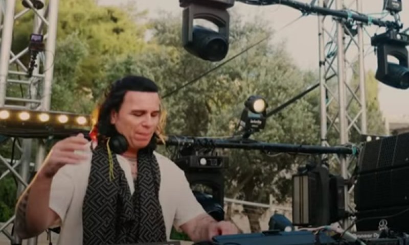 [צילום: מתוך ערוץ היוטיוב של סקאזי]