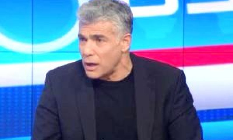 לפיד. פלוג תוכל לסייע [צילום: מן הטלוויזיה]