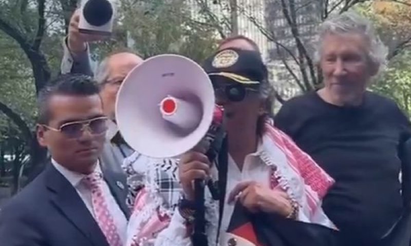 נשיא קולוביה גוסטבו פטרו: נקים צבא גדול מזה של ארה"ב [צילום: רשתות חברתיות]
