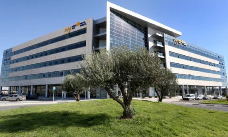 הבניין הראשון בפארק התעשייה