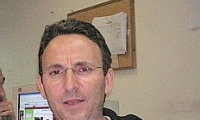 הצלם שלומי בוצ'צ'ו [צילום: nvaan]