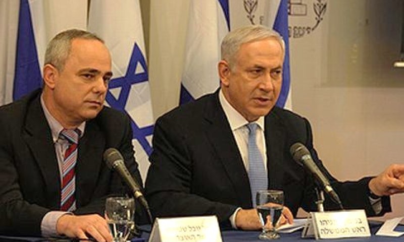 נענה ללחץ הציבורי. נתניהו ושטייניץ [צילום: לע"מ]