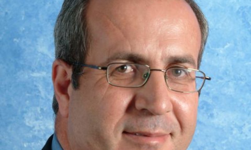 פרופ' אגבאריה [צילום: דני מכליס, אוניברסיטת בן-גוריון בנגב]