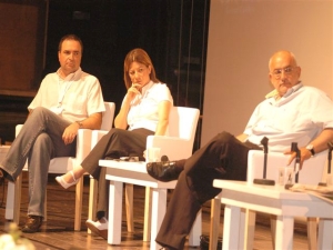 יוני בן מנחם, נורית דאבוש ודני נישליס [צילום: קובי קואנקס]
