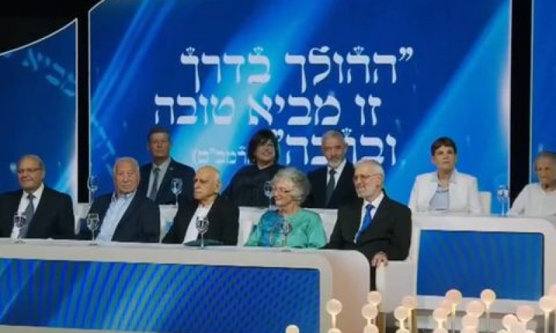 חתני הפרס וכלות הפרס [צילום: מן הטלוויזיה]