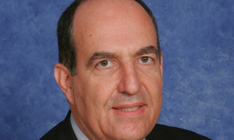 מנכ"ל תדיראן קשר, עמוס ויצמן. מוזג