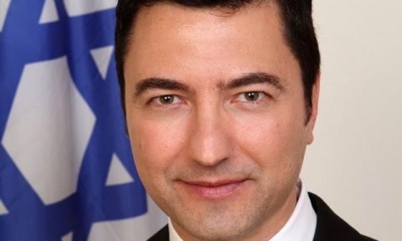 שליו. המשפט התנהל בעצלתיים