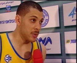לא בלט, אבל בסוף היה סביר, פארקר