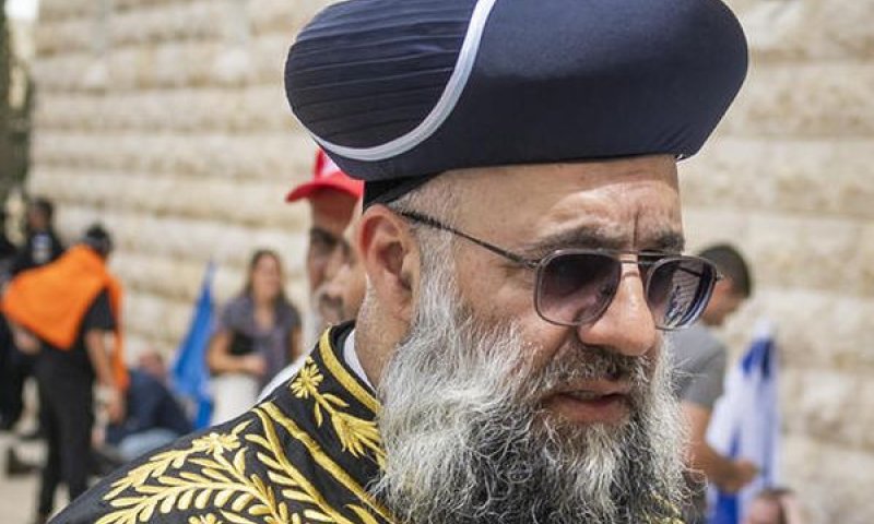 ציונוב. מתהדר בנוצות לא לו [צילום: יונתן זינדל/פלאש 90]