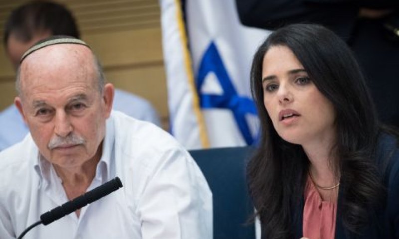 שרת המשפטים, איילת שקד וח"כ ניסן סלומינסקי [צילום: יונתן זינדל/פלאש 90]