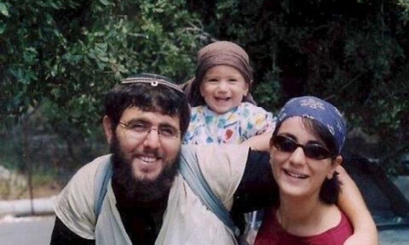 ח"כ סון הר מלך עם בעלה ז"ל