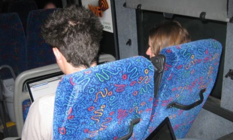 אינטרנט אלחוטי באוטובוס [תמרה פרלמן]