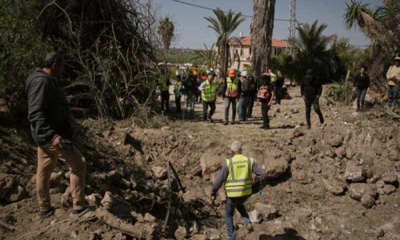 מכתש בשטח לא מאוכלס במרכז הארץ [צילום: ליאו קוריאה/AP]