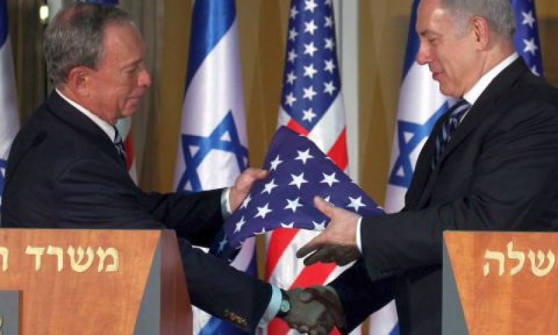 מייקל בלומברג עם רה"מ בנימין נתניהו [צילום: ישראל סלם/פלאש 90]