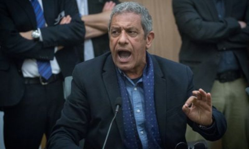 ראש עיריית אילת. מבקש לשנות את חוק העזר הקיים בעירו [צילום: מרים אלסטר/פלאש 90]