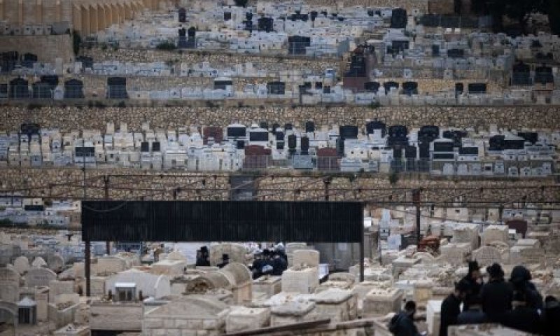 הר המנוחות [צילום: יונתן זינדל, פלאש 90]