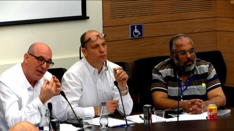נציגי חברת דן