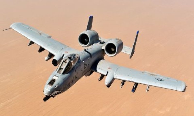 מטוס א̤י-10 [צילום: U.S. Air Force photo/Master Sgt. William Greer]