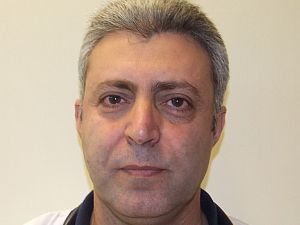 ד"ר ריימונד. "אכילת פטריות הנקטפות בטבע יכולה להיות מסוכנת מאוד" [צילום: יח"צ]