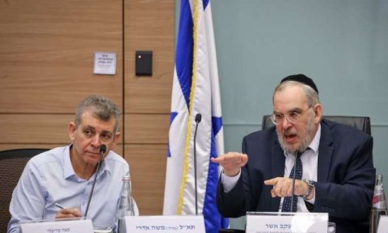אשר. מקווה שמנהלת תקומה תשתמש בהסדר בתבונה [צילום: נועם מושקוביץ/דוברות הכנסת]