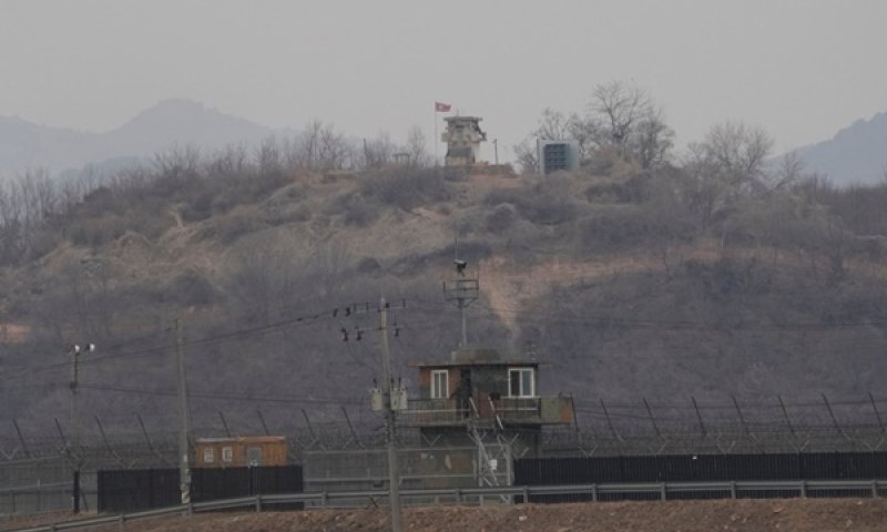 גבול קוריאה הצפונית וקוריאה הדרומית. שיפור במוכנות ההגנתית [צילום: אהן יאנג-ג'ון/AP]