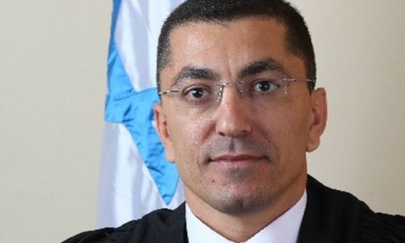 שקד. "הדברים נכתבים בלב כבד" [צילום: בוצ'צ'ו]