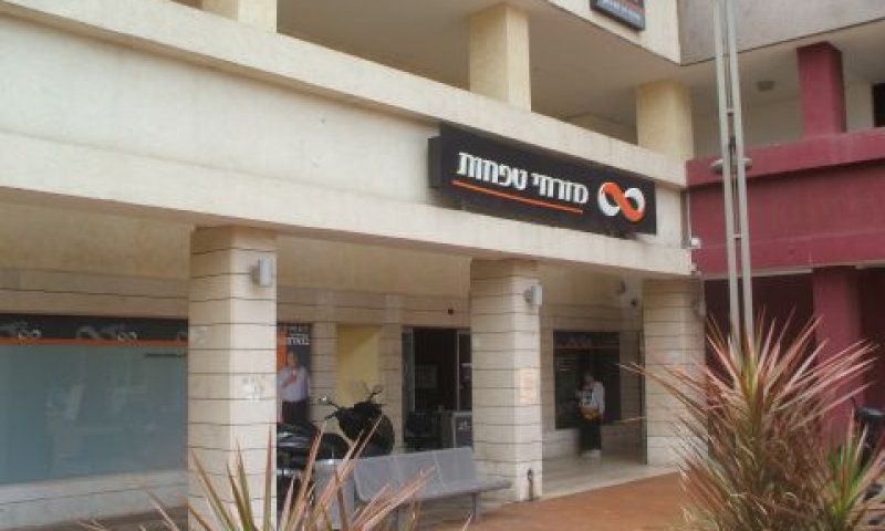 התחמקות הבנק ממסירת המידע מצדיקה היענות לבקשת התובעים למתן צו גילוי ועיון במסמכים