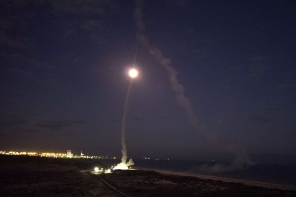[צילום: דוברות משרד הביטחון]