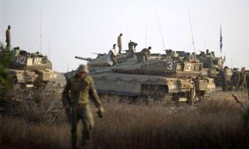 טנקים בשטחי ההיערכות [צילום: AP]