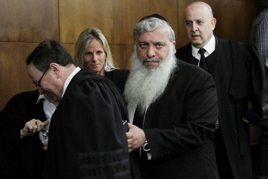 שמחיוף. "כל עולמו" [צילום: פלאש 90]